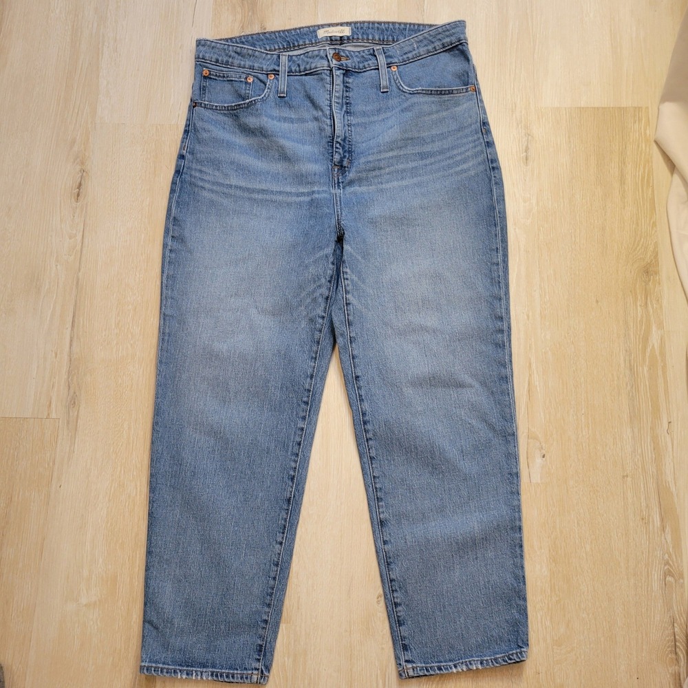 Madewell Classic Straight Jean Womens 33 Blue Light Wash High Rise AJ199
